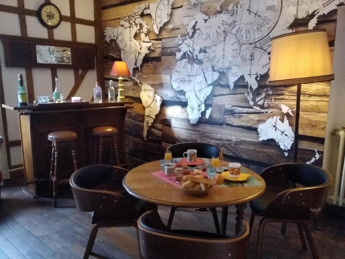 Alex Guest House Dozule Экстерьер фото