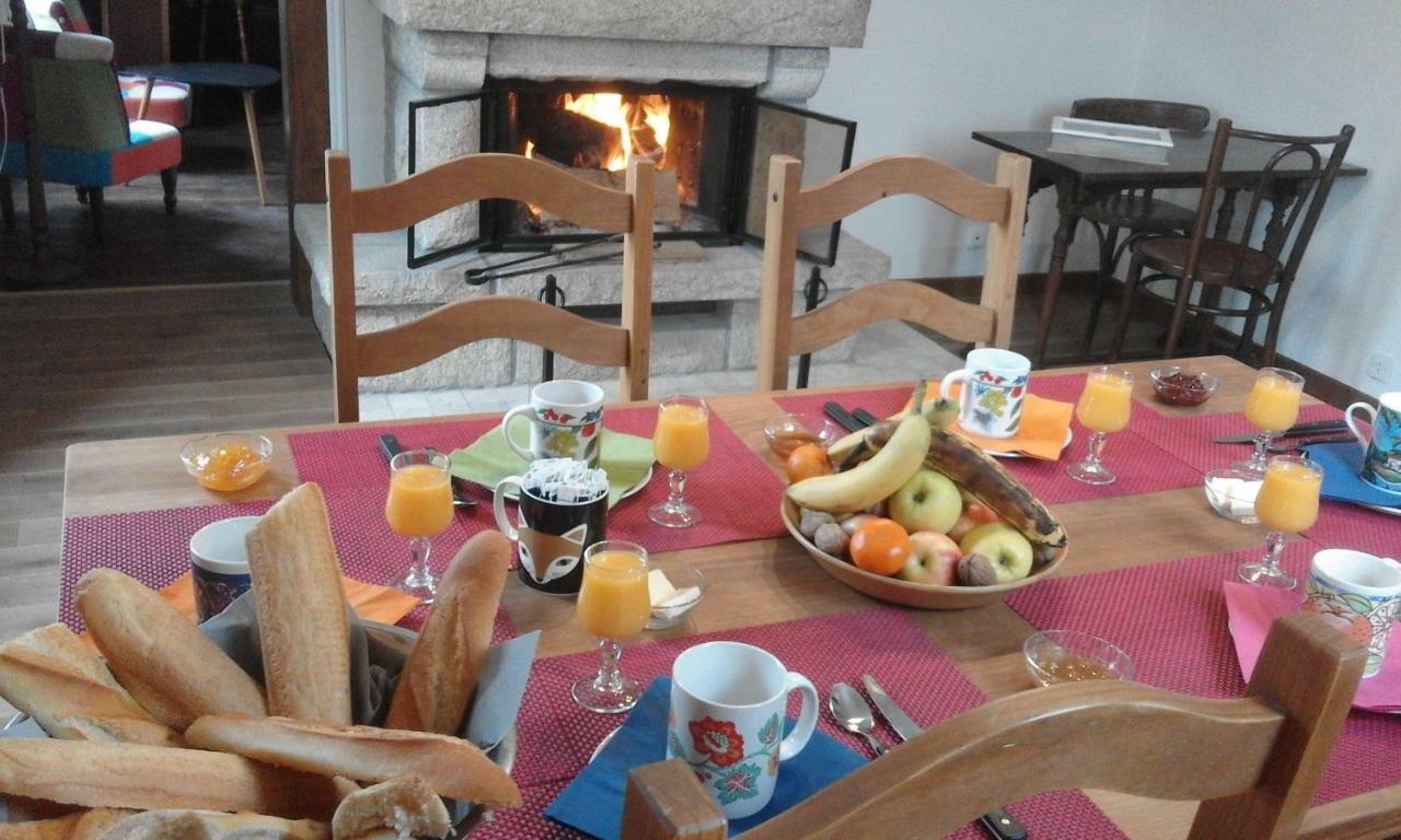 Alex Guest House Dozule Экстерьер фото