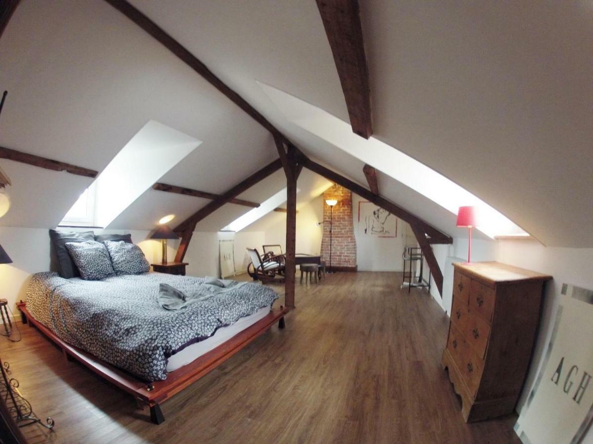 Alex Guest House Dozule Экстерьер фото